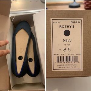 Rothy’s size 8.5 Flat in navy
